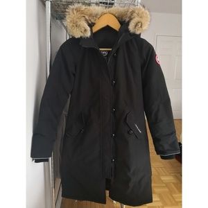Canada Goose Brittania Parka w/ removable fur trim
